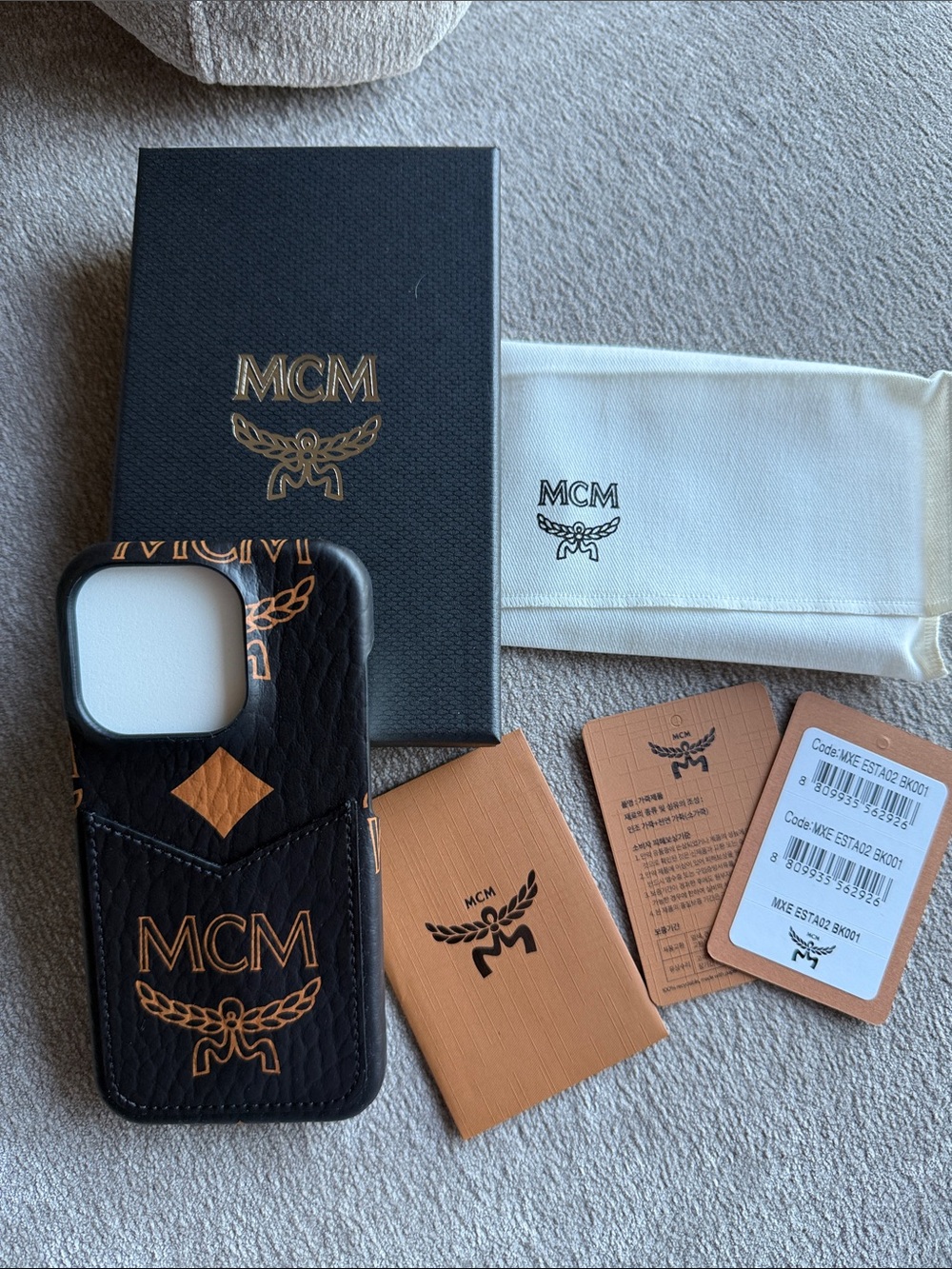MCM Black & Cognac Logo Card iPhone 15 Pro Case NWT